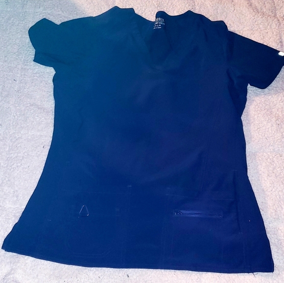 Activate scrub top med - Picture 2 of 4